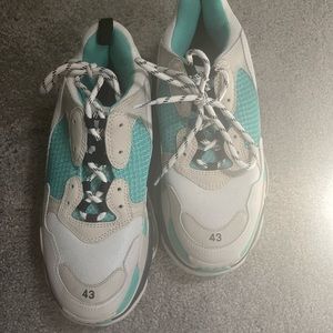 Balenciaga Sneakers